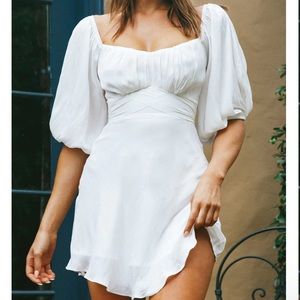 Selfie Leslie White On/Off Shoulder Dress